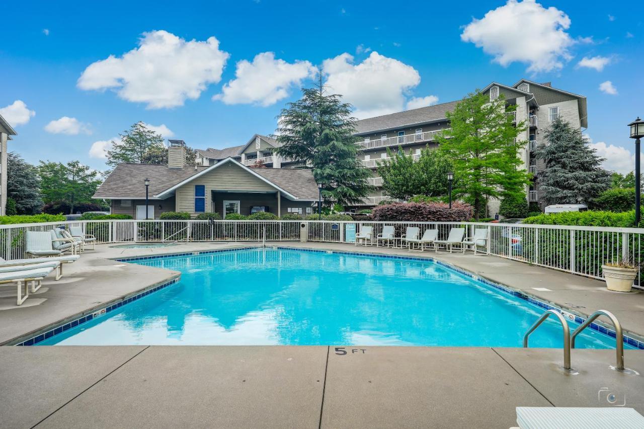 Rock-A-While Whispering Pines 214 Apartment Pigeon Forge Exterior photo